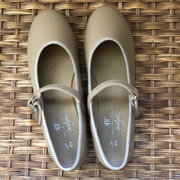 Girl ballet theater shoes 2 1/2 - Picture 4 of 4